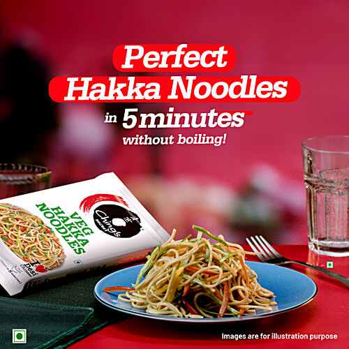 Ching'S Secret Veg Hakka Noodles 560 Gm