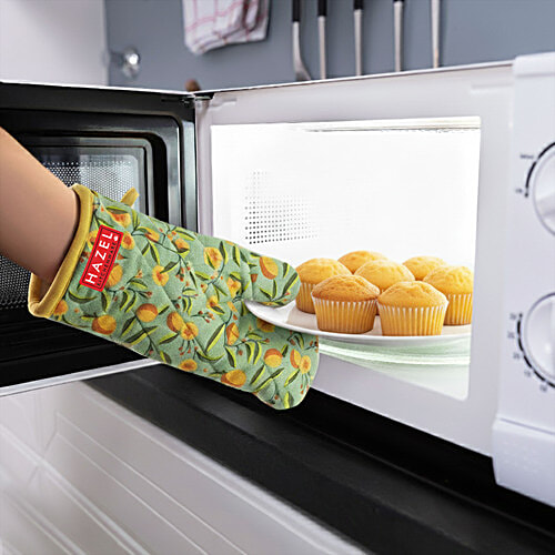 Buy Hazel Cotton Oven Glove - Floral Print Online at Best Price of