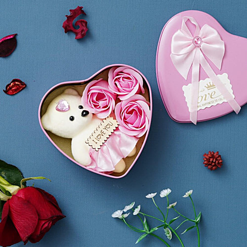 Buy Pearlfiesta Gift Box Combo - Artificial Rose Flowers & Teddy Bear ...