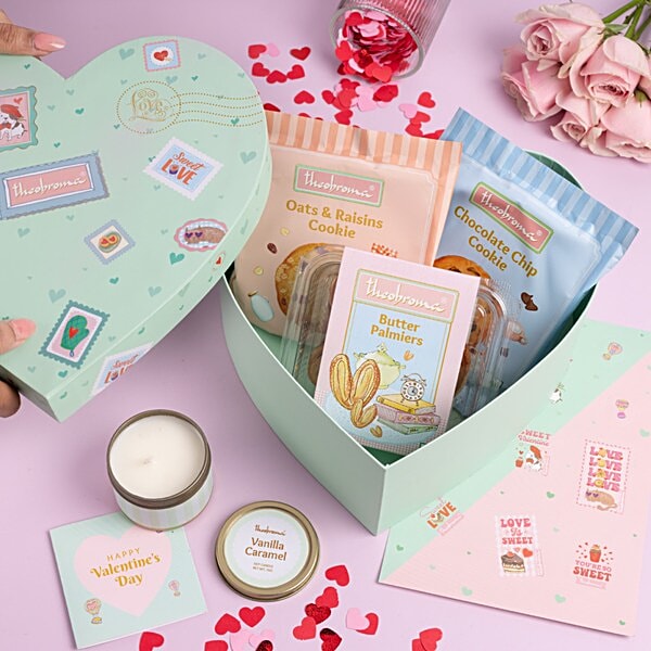 Buy Theobroma Valentines Cookies Hamper Box Online at Best Price