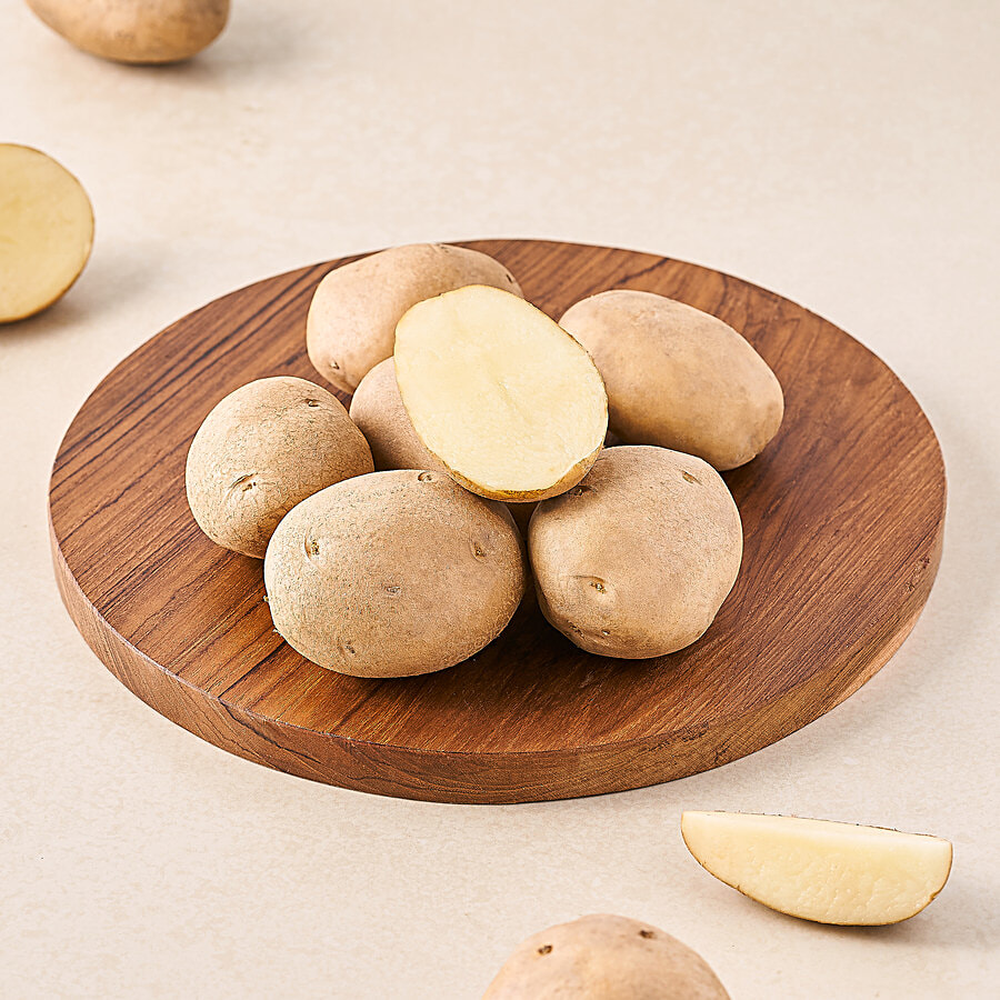 fresho! New Potato - Organically Grown - Daily Veggies (Aloo, Onion, Tomato) on OZO Mart